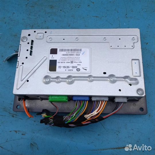 Усилитель акустической системы Jaguar XF