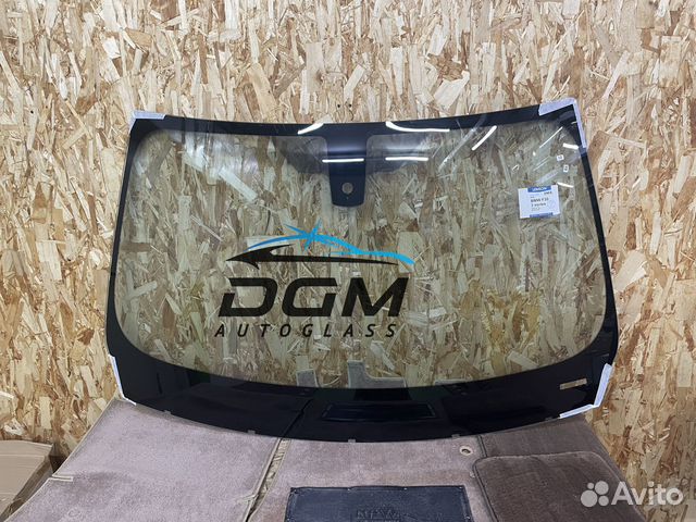Лобовое стекло BMW X3 E83