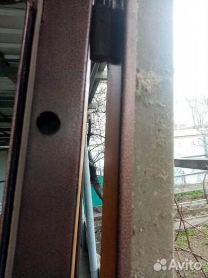 Дверь входная железная бронированая с коробкой