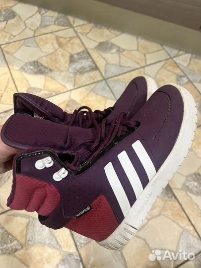 Зимние ботинки adidas 36р оригинал