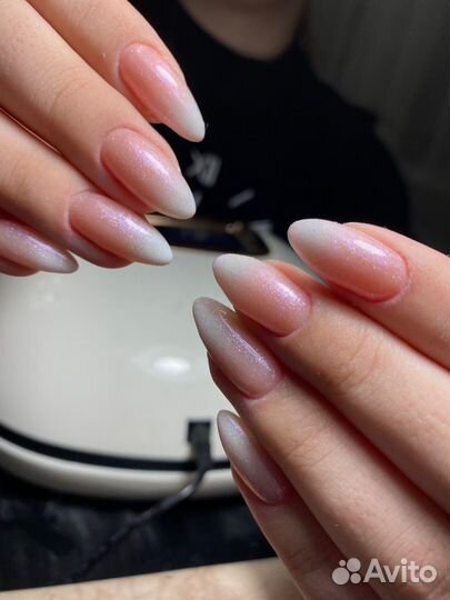 Мастер маникюра и педикюра