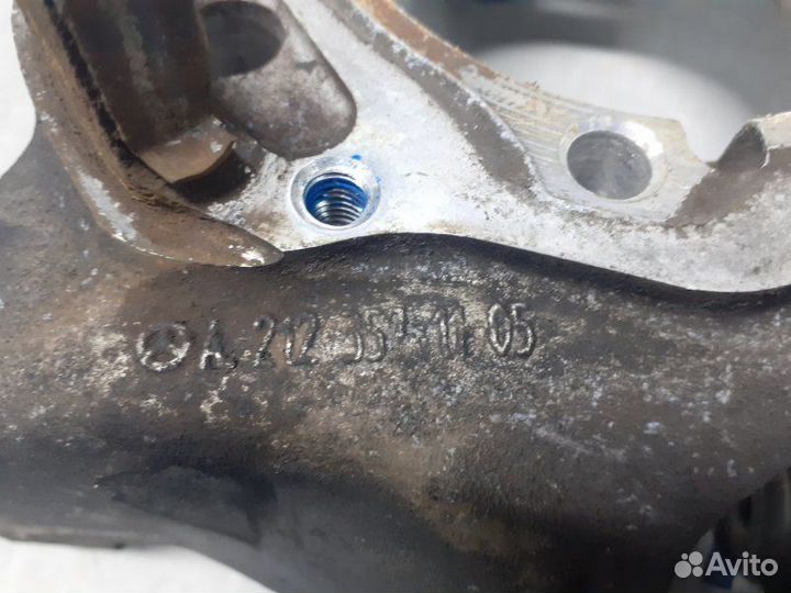 Кулак поворотный задний левый Mercedes-Benz Glk