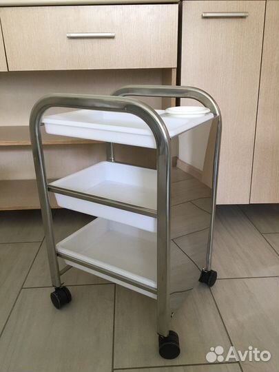 Косметологическая тележка