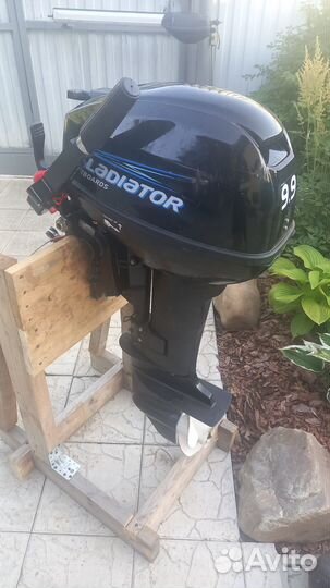 Аренда лодочного мотора 9.9