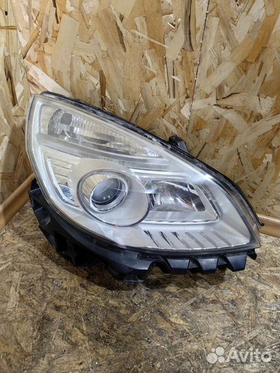 Фара Правая Рено Сценик 2 бу Оригинал 16453800RE