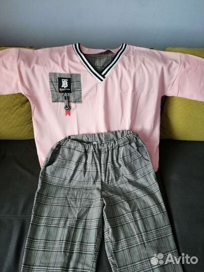 Костюм женский