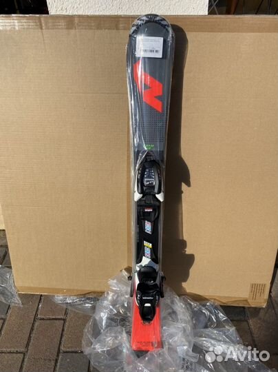 Лыжи детские, палки, маски, ботинки