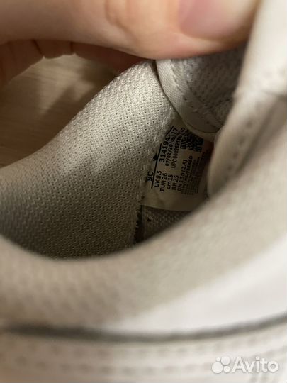 Кроссовки nike 26