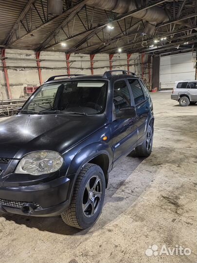 Chevrolet Niva 1.7 МТ, 2010, 180 000 км