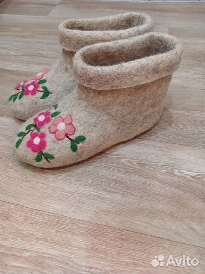 Валенки женские с цветами
