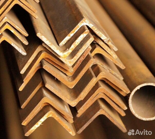 Уголок металлический