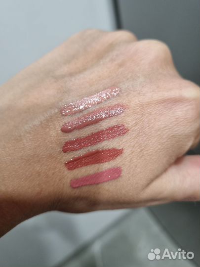 Помада блеск для губ