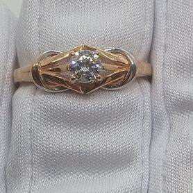 Золотое кольцо с Фианитом размер 16
