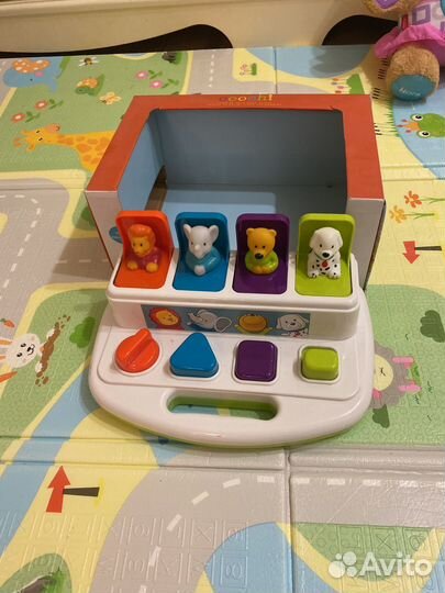 Развивающий цент battat