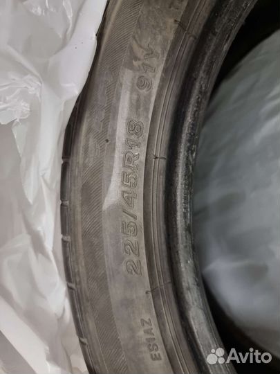 Bridgestone Potenza S001 225/45 R18 91Y