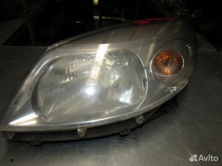 Фара левая Sandero 2009-2014