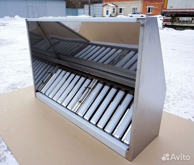 Вытяжка, зонт вентиляции