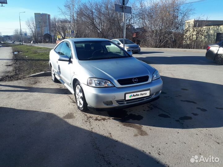 Opel Astra 2.2 МТ, 2003, 210 000 км