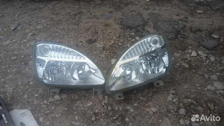 Фара на газель