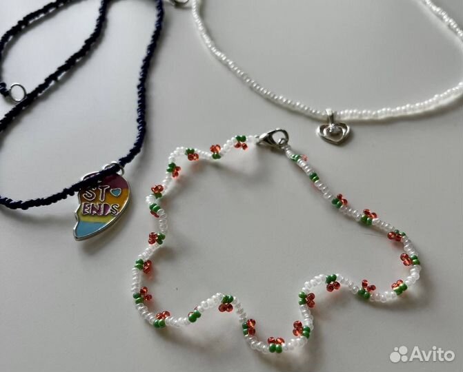 Колье чокеры из бисера