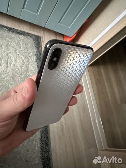 iPhone X, 64 ГБ