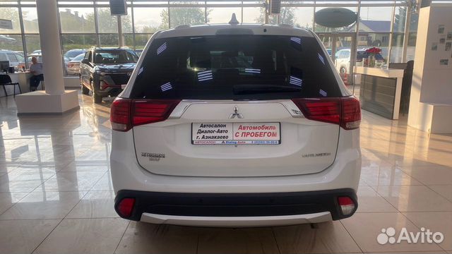 Mitsubishi Outlander 2.0 CVT, 2017, 144 144 км