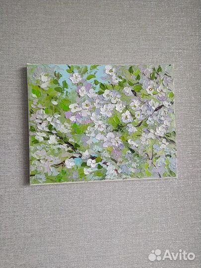 Картина маслом Цветущая вишня