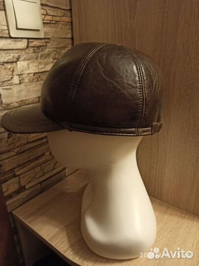 Кепка турецкая, кожаная, утеплённая