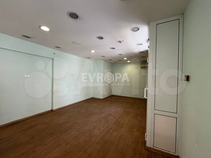 Помещение 156 м²