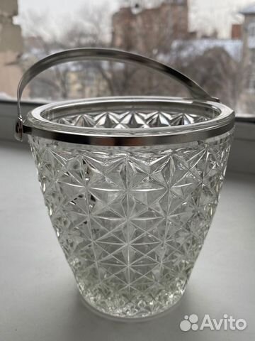 Хрустальная конфетница с ручкой