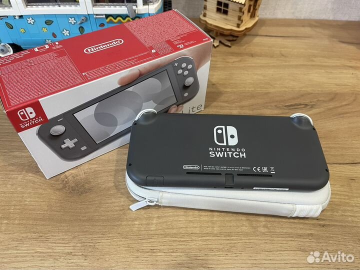 Nintendo switch lite