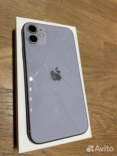 iPhone 11, 128 ГБ