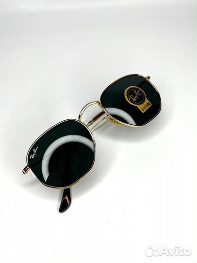 Очки RayBan от солнца Артикул: RB8202