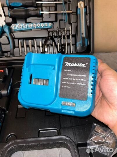 Шуpуповepт ударный Makita 26v 5А/ч Новый