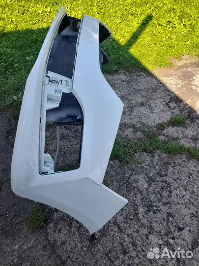 Бампер на rapid