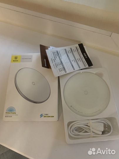 Новая беспроводная зарядка Baseus