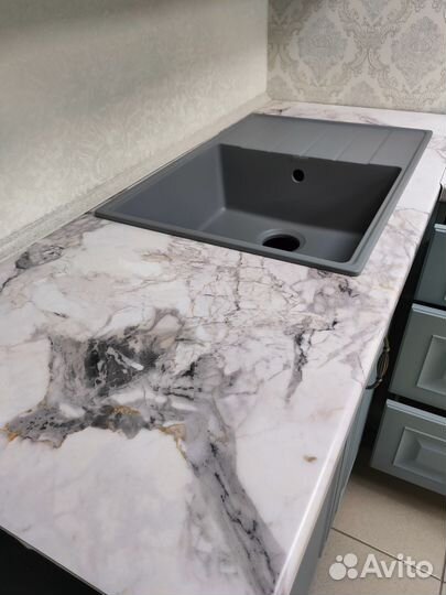 Кухня выставочный образец