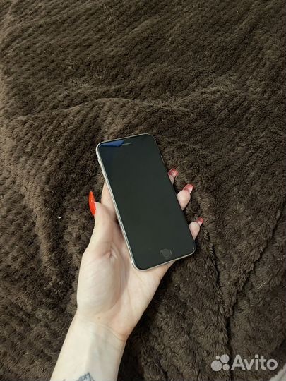 iPhone 6S, 64 ГБ