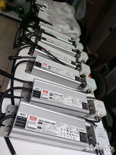 Новые Источник питания Mean Well HLG-320H-48B