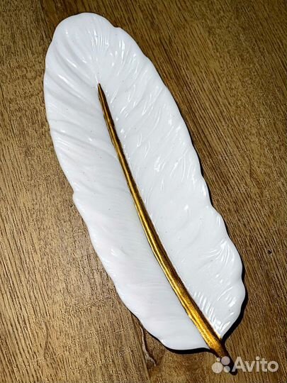 Декоротивная тарелка из эпоксидной смолы