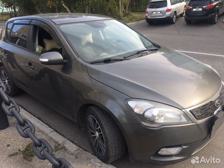 Kia Ceed 1.6 AT, 2010, 140 000 км