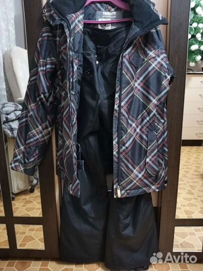 Лыжный костюм женский