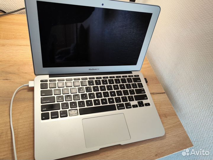 Apple macbook air 11 2012 4/240 ssd