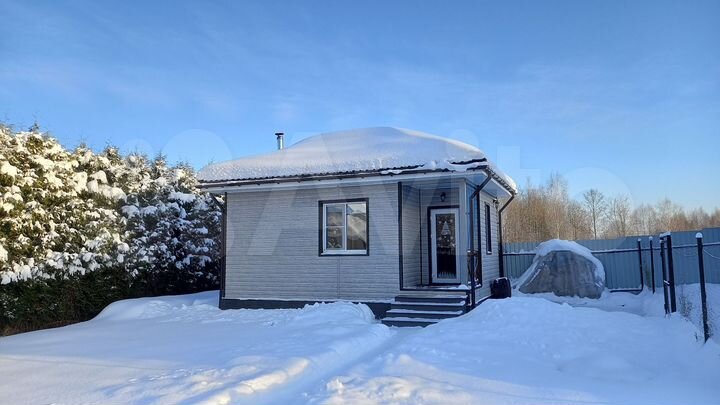 Дом 30 м² на участке 3 сот.