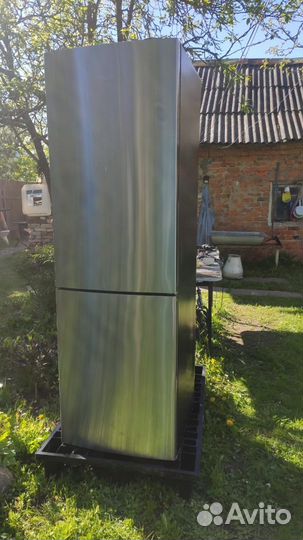 Холодильник Haier CFL633CF