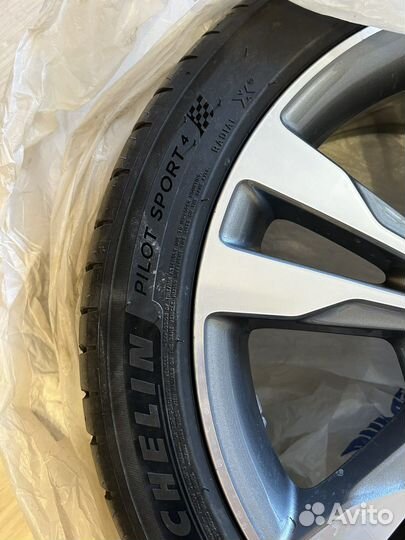 Michelin Pilot Sport 4 225/45 R18