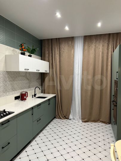 2-к. квартира, 69,8 м², 3/4 эт.