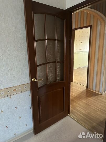 Двери межкомнатные с коробкой деревянные