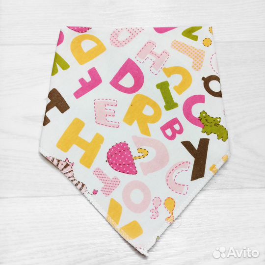 Слюнявчик нагрудник новые