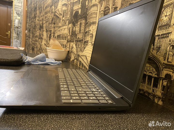 Lenovo